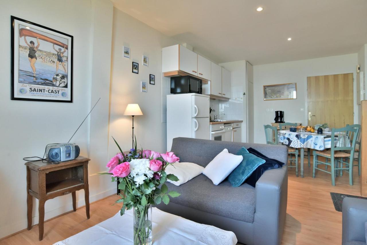 Les Pieds Dans Le Sable - Appt Vue Mer Saint-Cast-le-Guildo Exterior foto